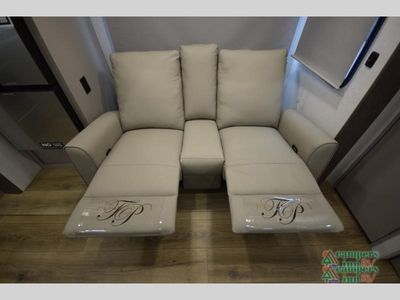 2026 Alliance RV Avenue All-Access — photo 28 view