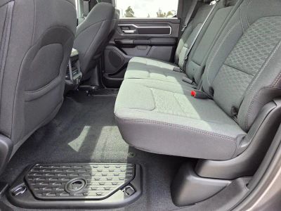 2026 Ram 1500 — photo 8 view