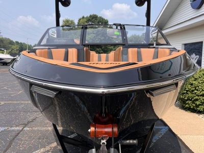 2025 Malibu 22 LSV - Photo 3