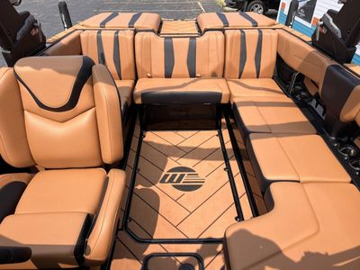 2025 Malibu 22 LSV - Photo 13