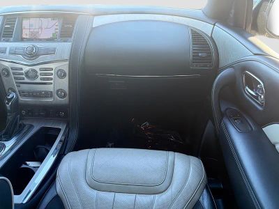2019 INFINITI QX80 — photo 18 view