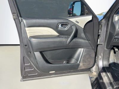 2019 INFINITI QX80 — photo 23 view