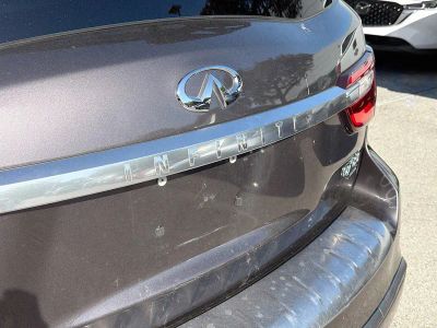 2019 INFINITI QX80 — photo 11 view