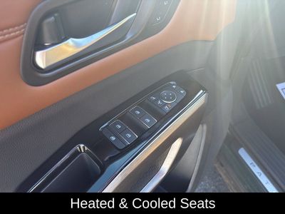 2023 Nissan Pathfinder Platinum - Photo 17