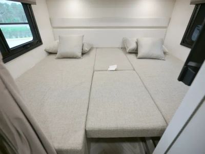 2027 Thor Motor Coach COMPASS AWD — photo 22 view