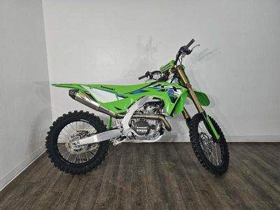 2026 Kawasaki KX450SR — engine compartment view