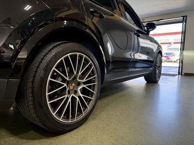 2023 Porsche Cayenne - Photo 6