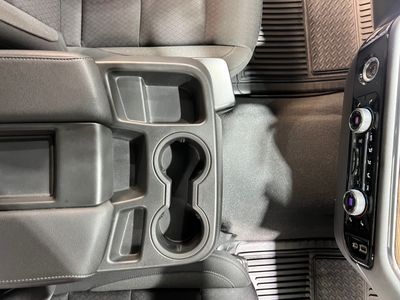 2023 Chevrolet Silverado 1500 — photo 13 view