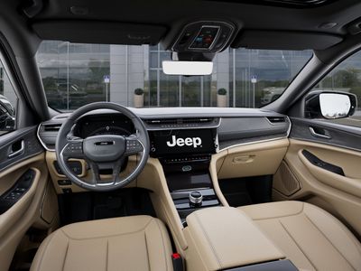 2026 Jeep Grand Cherokee — photo 14 view
