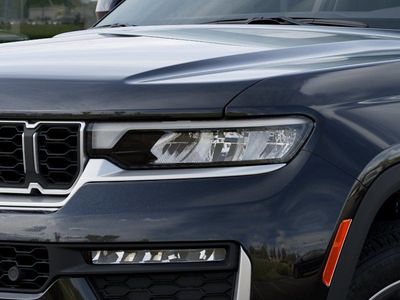 2026 Jeep Grand Cherokee — photo 10 view