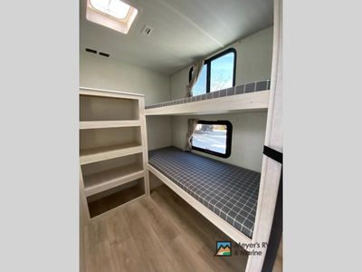 2025 Forest River RV Surveyor Legend X - Photo 7