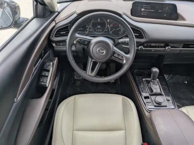 2025 Mazda CX-30 — photo 13 view
