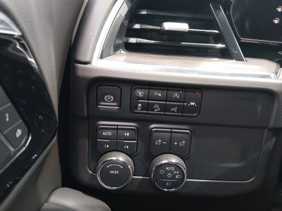 2025 Chevrolet Suburban - Photo 21