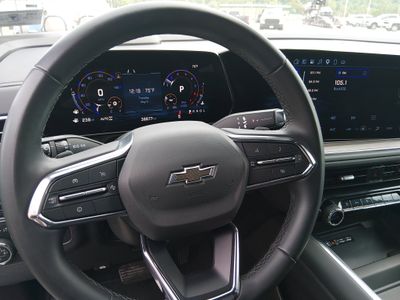 2025 Chevrolet Suburban - Photo 12