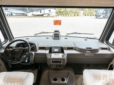 2026 Winnebago Adventurer - Photo 12
