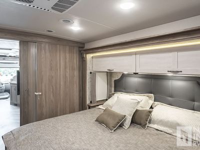 2026 Winnebago Adventurer - Photo 20
