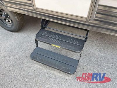 2025 Gulf Stream RV Yellowstone Classic - Photo 5