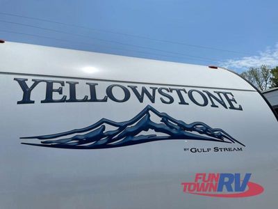 2025 Gulf Stream RV Yellowstone Classic - Photo 2