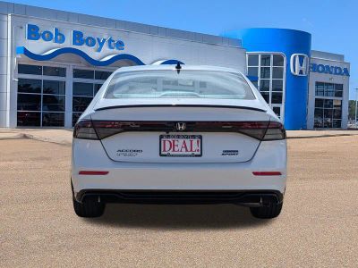 2026 Honda Accord Hybrid - Photo 4