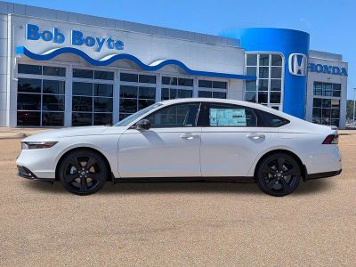 2026 Honda Accord Hybrid - Photo 2