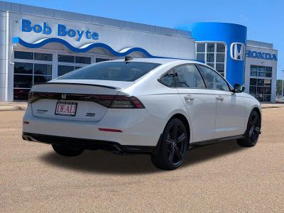 2026 Honda Accord Hybrid - Photo 5