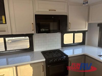 2026 Jayco Eagle HT - Photo 13