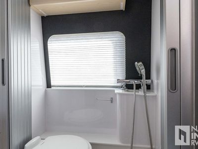 2021 Panoramic Rv — photo 8 view