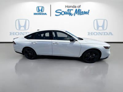 2026 Honda Accord Hybrid — photo 8 view