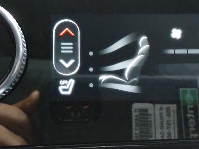 2025 Genesis GV70 - Photo 18