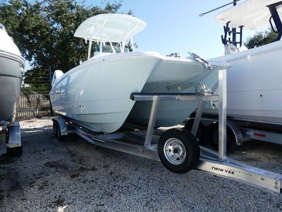 2026 Twin Vee 240 Center Console GFX - Photo 1