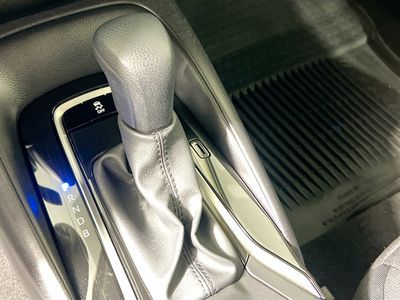 2025 Toyota Corolla - Photo 20