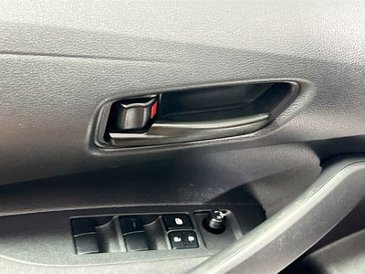 2025 Toyota Corolla - Photo 14