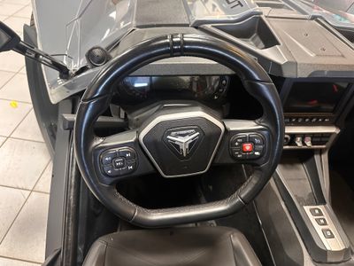 2023 Slingshot Slingshot SL - AutoDrive - Photo 5