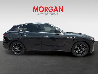 2022 Maserati Levante — side profile view