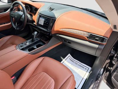 2022 Maserati Levante — photo 14 view