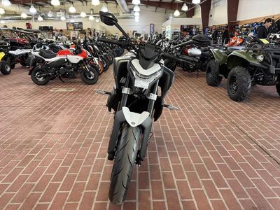 2025 CFMOTO 450NK - Photo 3