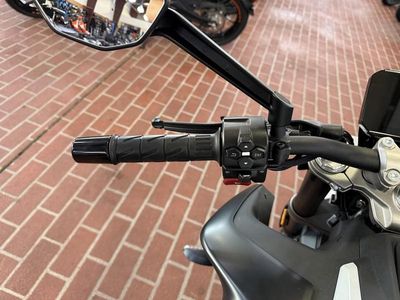2025 CFMOTO 450NK - Photo 15