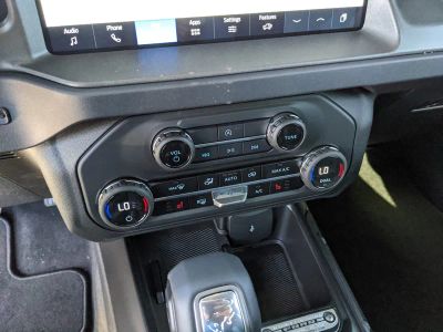 2025 Ford Bronco — photo 23 view