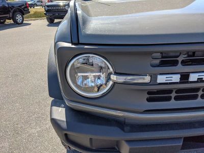 2025 Ford Bronco — photo 10 view