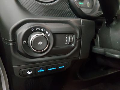 2024 Jeep Wrangler 4xe - Photo 13