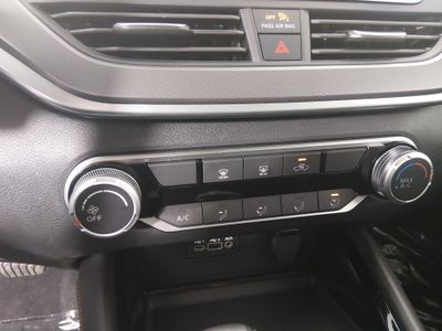 2024 Nissan Altima - Photo 17