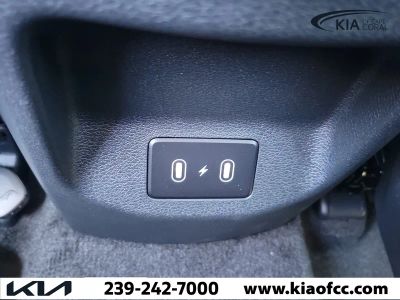 2026 Kia Sportage Hybrid — photo 13 view