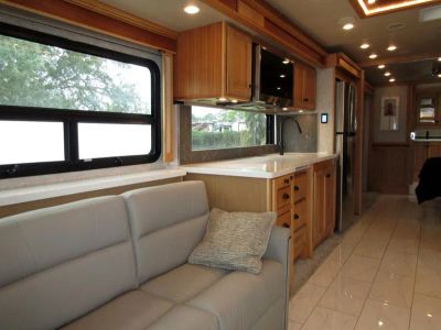 2023 Tiffin ALLEGRO RED - Photo 6