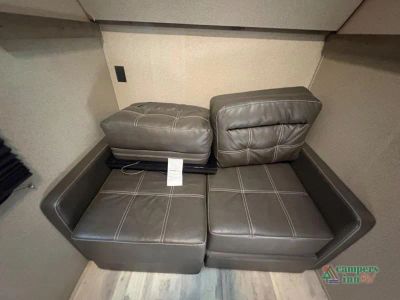 2019 Keystone RV Sprinter — photo 32 view
