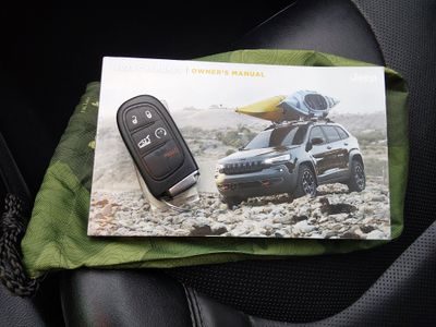 2023 Jeep Cherokee - Photo 15