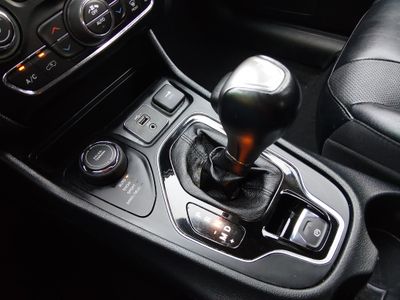 2023 Jeep Cherokee - Photo 14