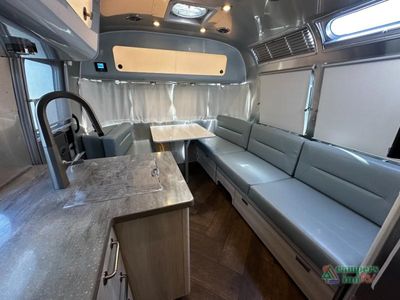 2026 Airstream International — photo 16 view