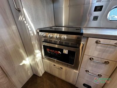 2026 Airstream International — photo 20 view