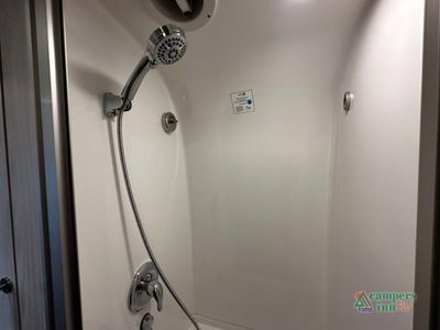 2026 Airstream International — photo 43 view