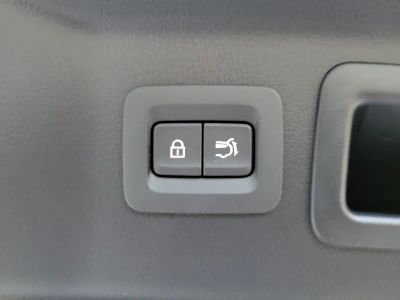 2026 Mazda CX-90 — photo 10 view